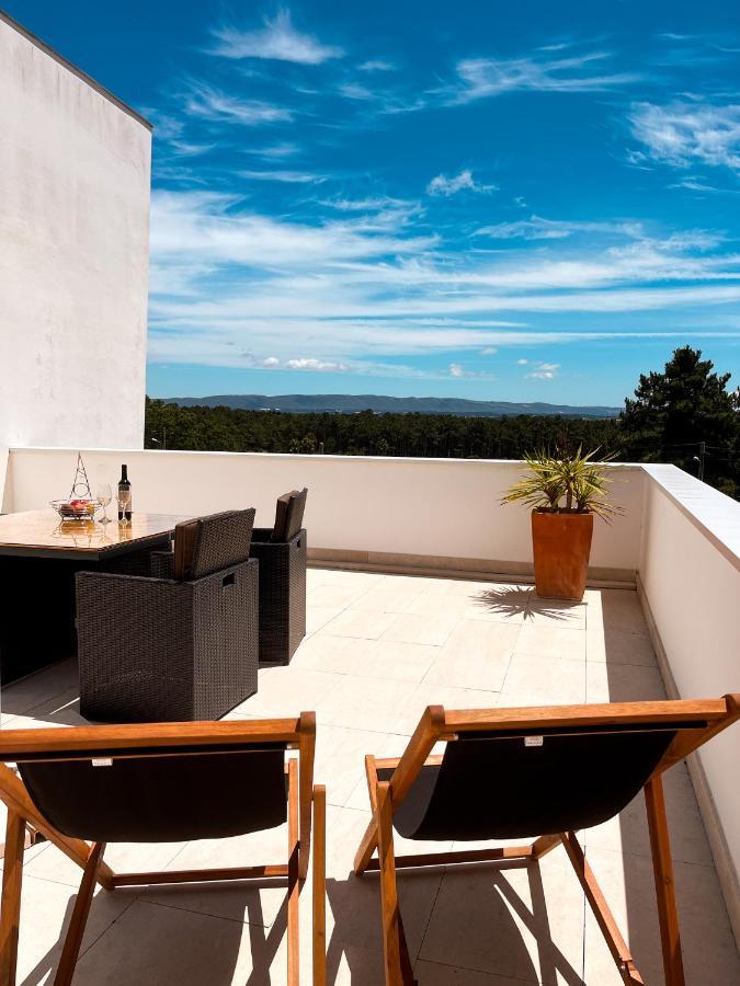 Edles Apartment In Architektenvilla Mit Grossem Pool, Sauna, Dachterrasse Und Malerischem Garten Pataias Buitenkant foto