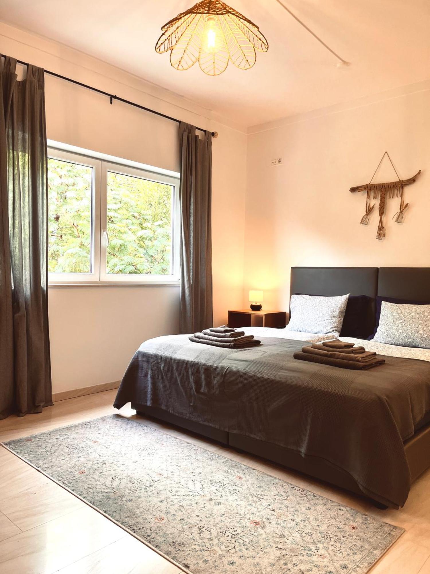 Edles Apartment In Architektenvilla Mit Grossem Pool, Sauna, Dachterrasse Und Malerischem Garten Pataias Buitenkant foto